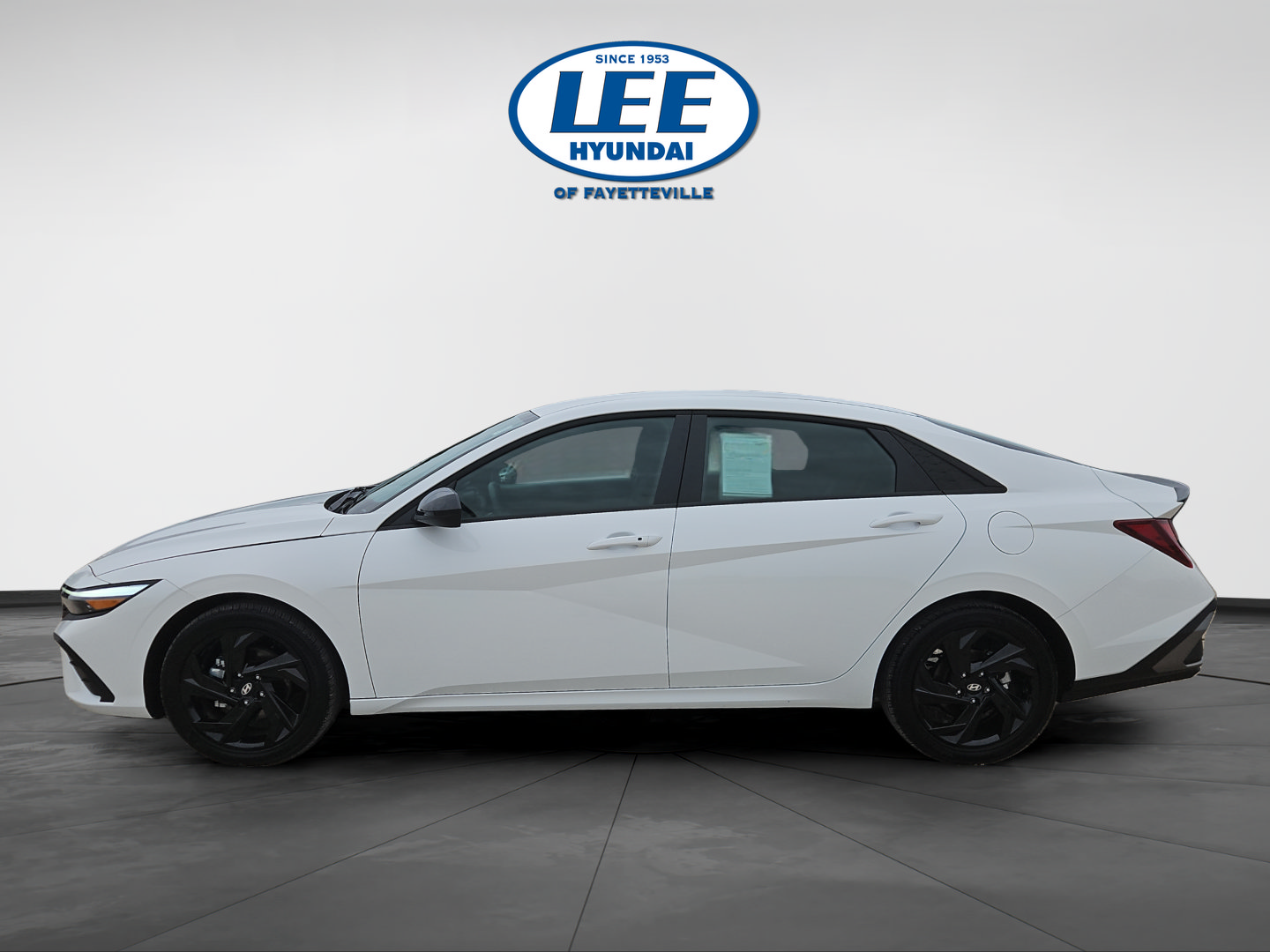 Certified 2026 Hyundai Elantra Sport w/ Cargo Package FWD image 3