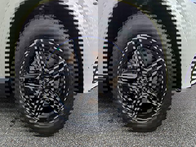 Certified 2024 Mercedes-Benz GLE 450 4MATIC image 11