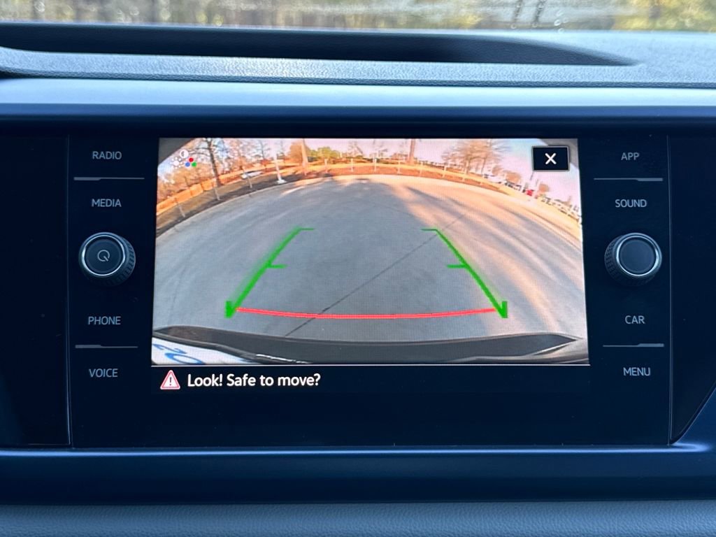 Used 2022 Volkswagen Taos SE image 24