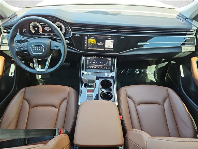 Used 2022 Audi Q8 Premium Plus AWD/4WD image 24
