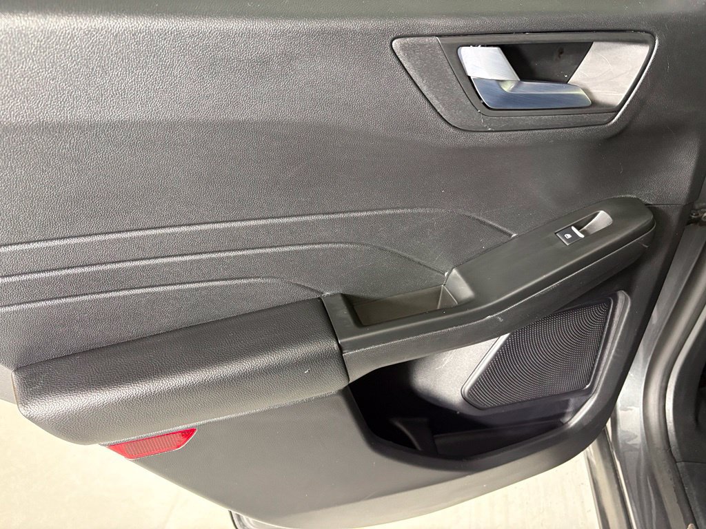 Used 2026 Ford Escape ST-Line w/ Tech Pack #1 FWD image 41