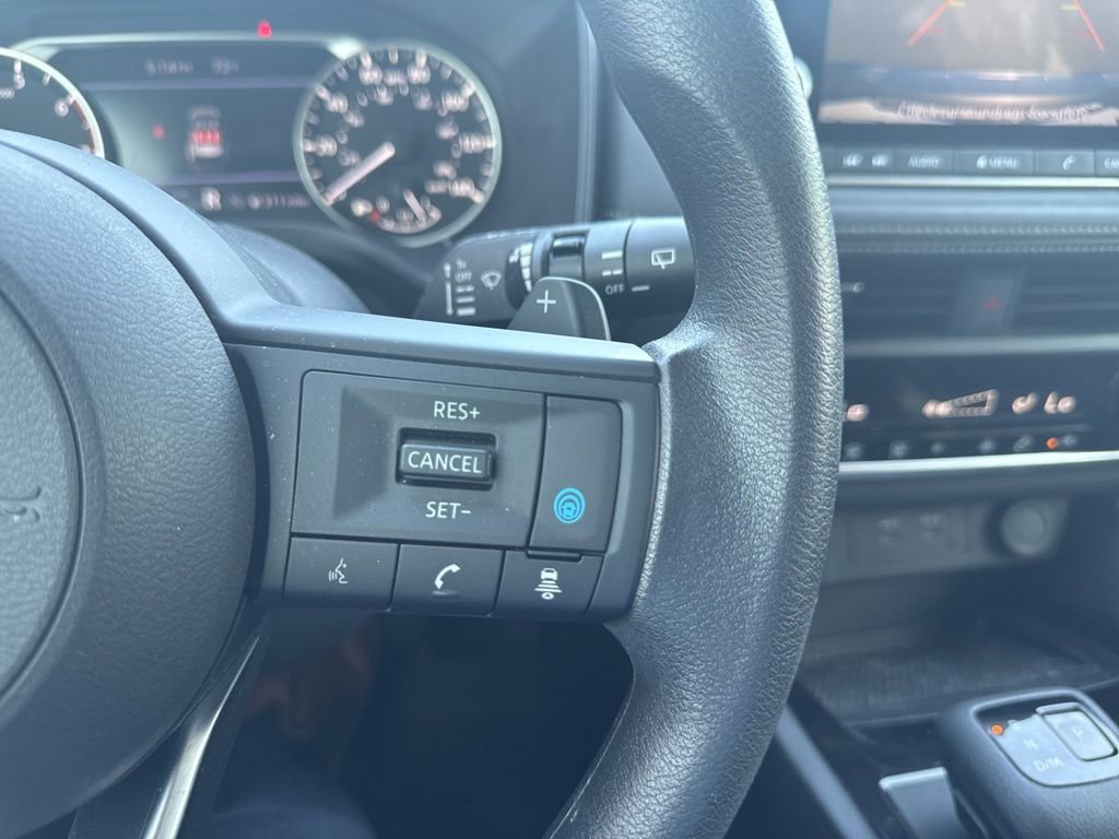 Certified 2024 Nissan Rogue SV image 30