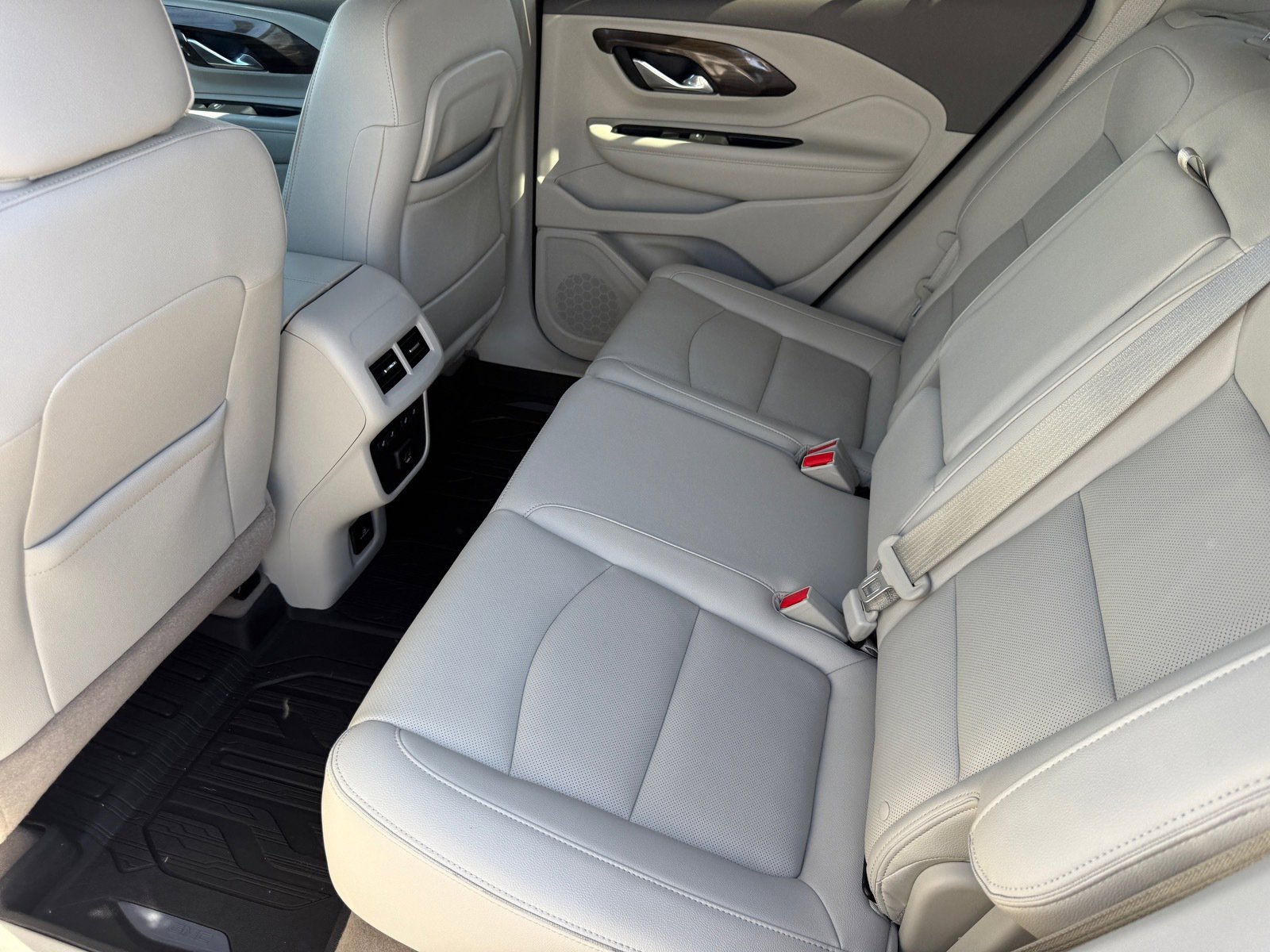 Used 2019 GMC Terrain Denali w/ Advanced Safety Package image 24