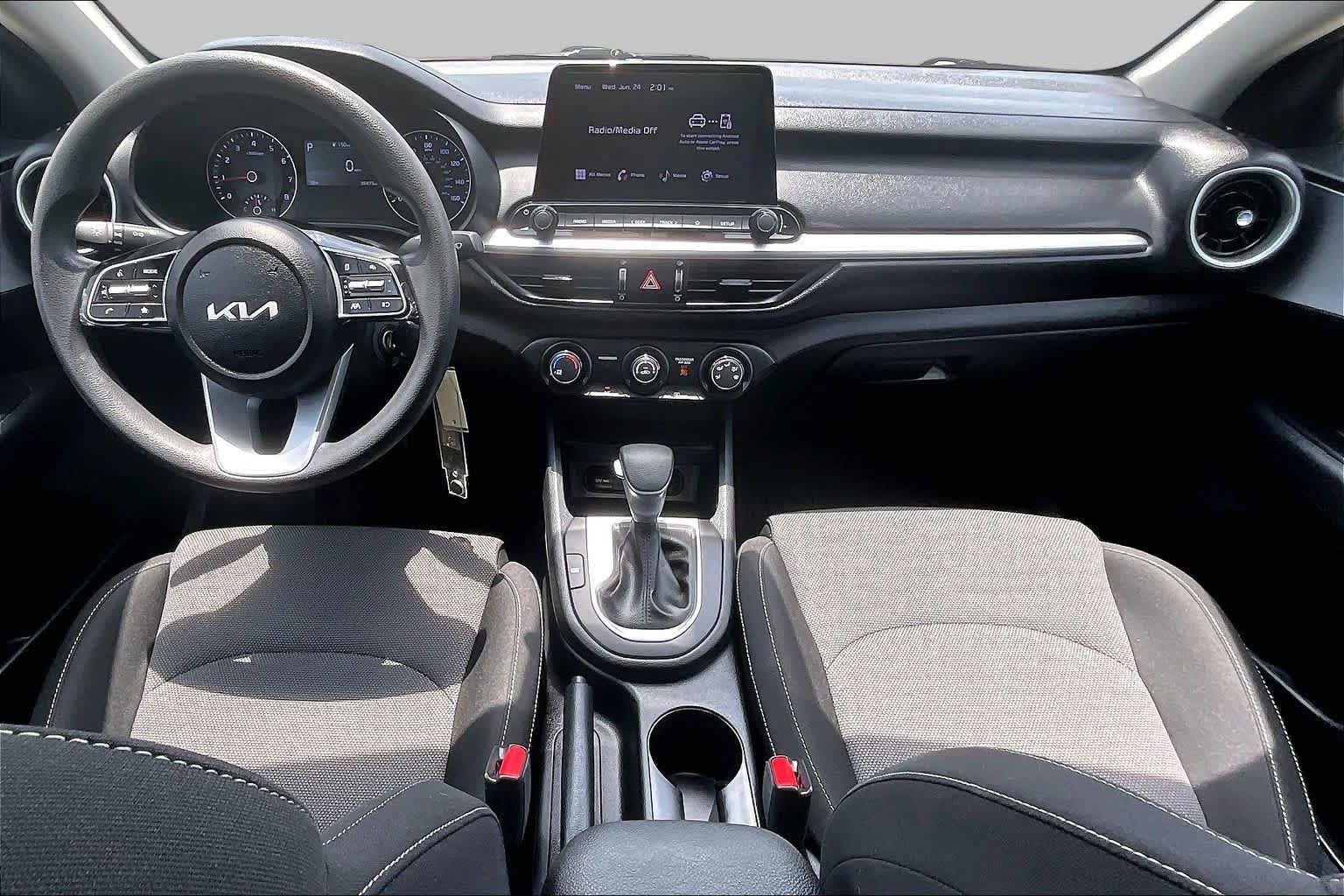 Certified 2024 Kia Forte LXS FWD image 14