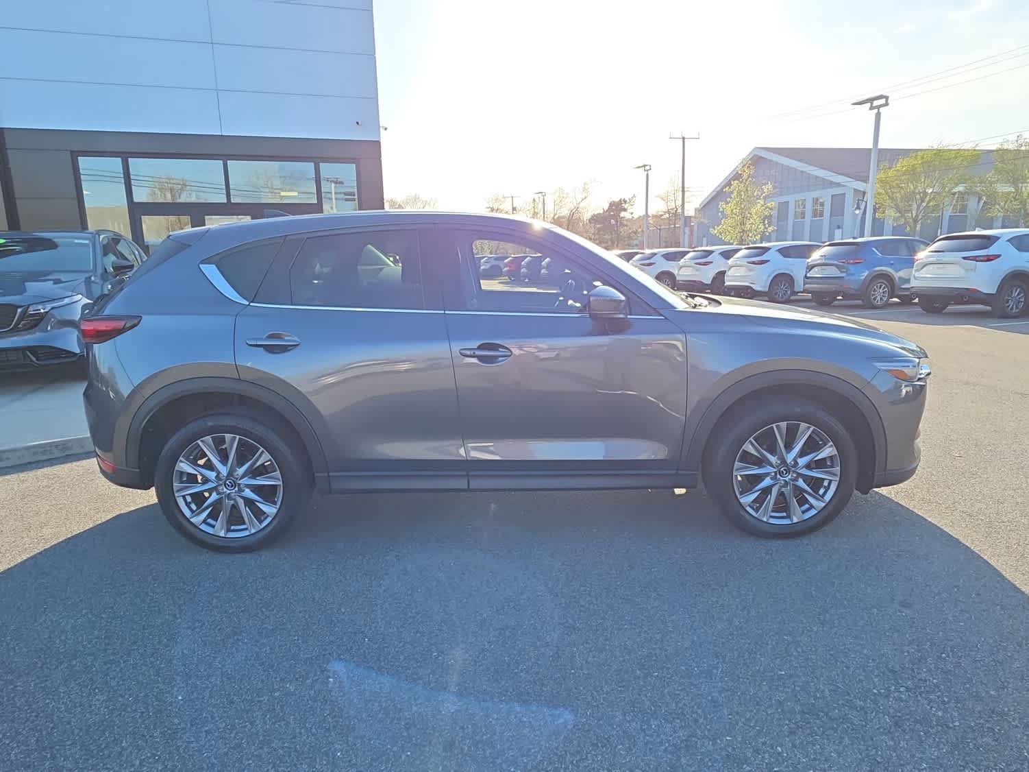 Used 2021 MAZDA CX-5 Grand Touring AWD/4WD image 5