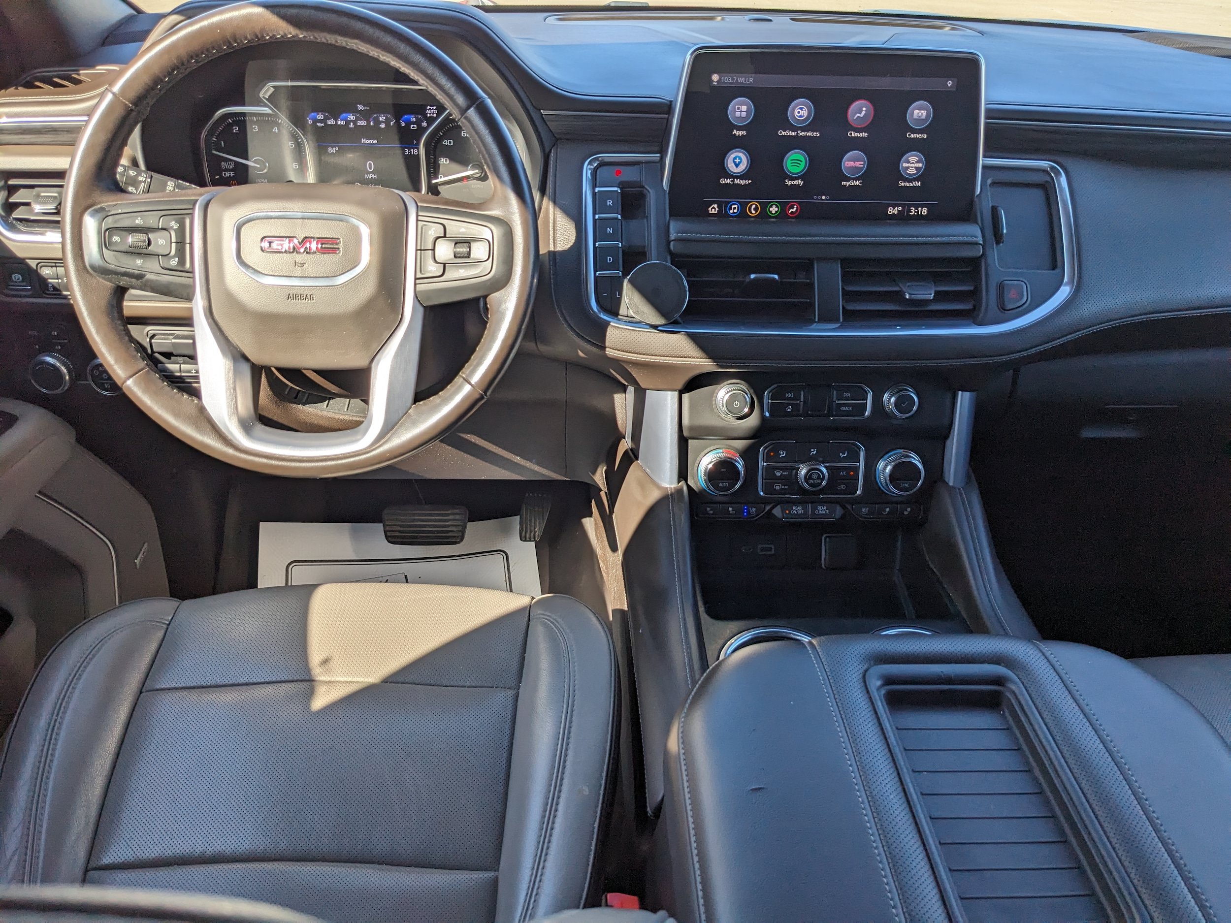 Used 2021 GMC Yukon SLT w/ SLT Luxury Plus Package AWD/4WD image 43