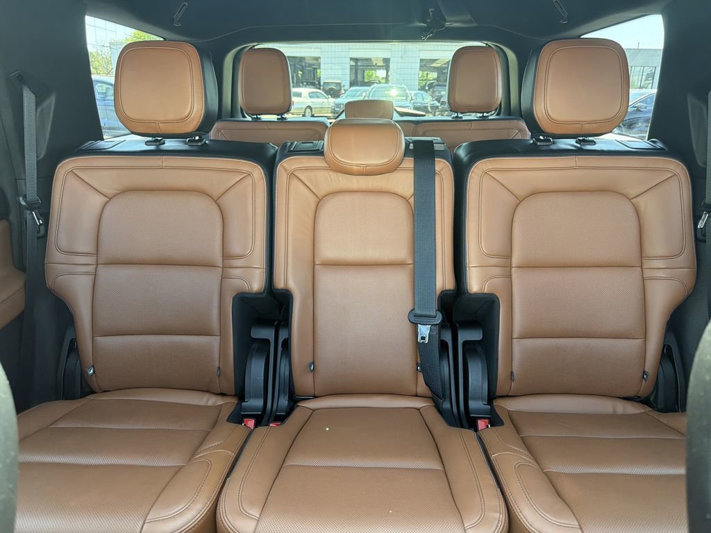 Used 2021 Lincoln Navigator Reserve w/ Luxury Package AWD/4WD image 20