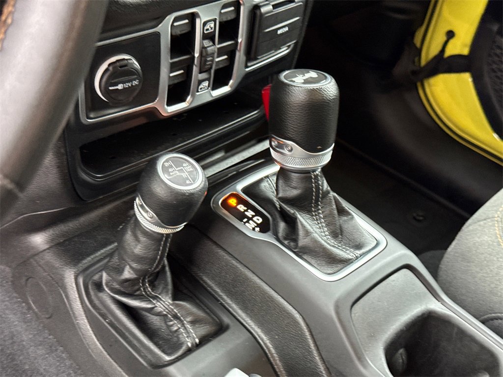 Used 2024 Jeep Wrangler Unlimited image 27