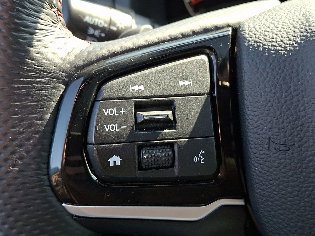 Used 2025 Honda Ridgeline Black Edition image 23