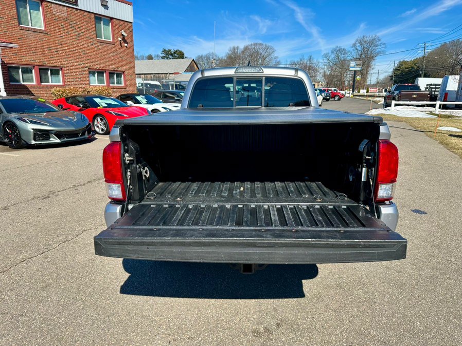 Used 2016 Toyota Tacoma TRD Sport w/ Exterior Package AWD/4WD image 41