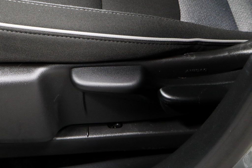 Used 2025 Chevrolet TrailBlazer LT image 23