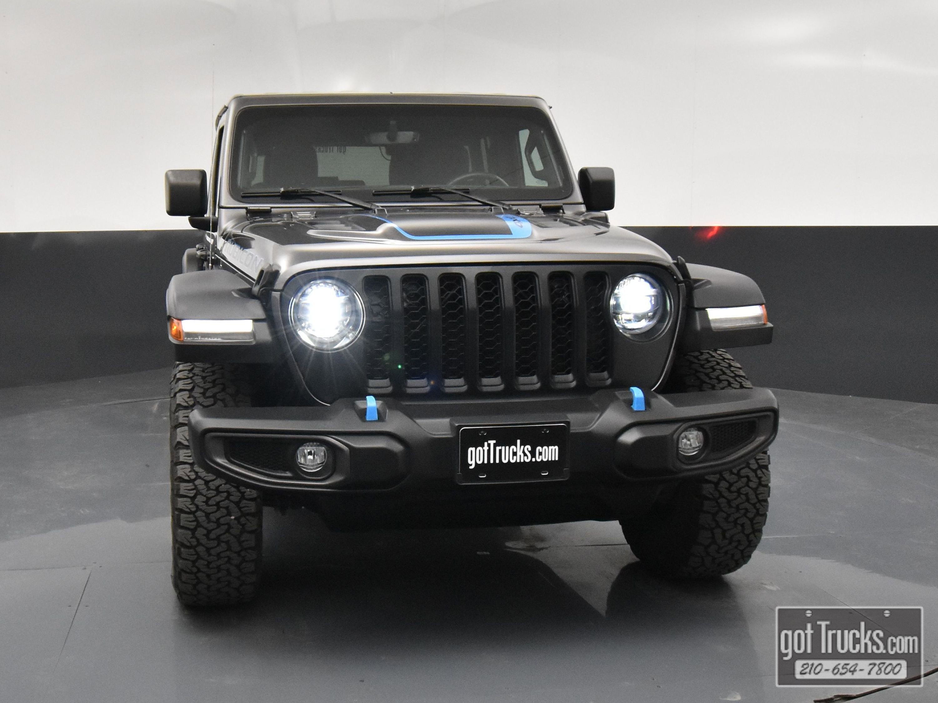 Used 2022 Jeep Wrangler Unlimited Rubicon 4xe w/ Cold Weather Group image 46