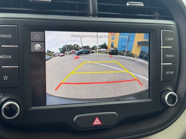Certified 2025 Kia Soul LX w/ LX Technology Package FWD image 17