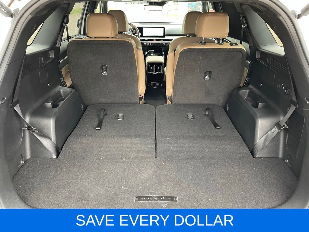 Used 2025 Kia Sorento SX Prestige w/ Olive Brown Leather Package AWD/4WD image 6