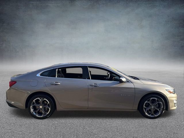 Used 2023 Chevrolet Malibu LT image 3