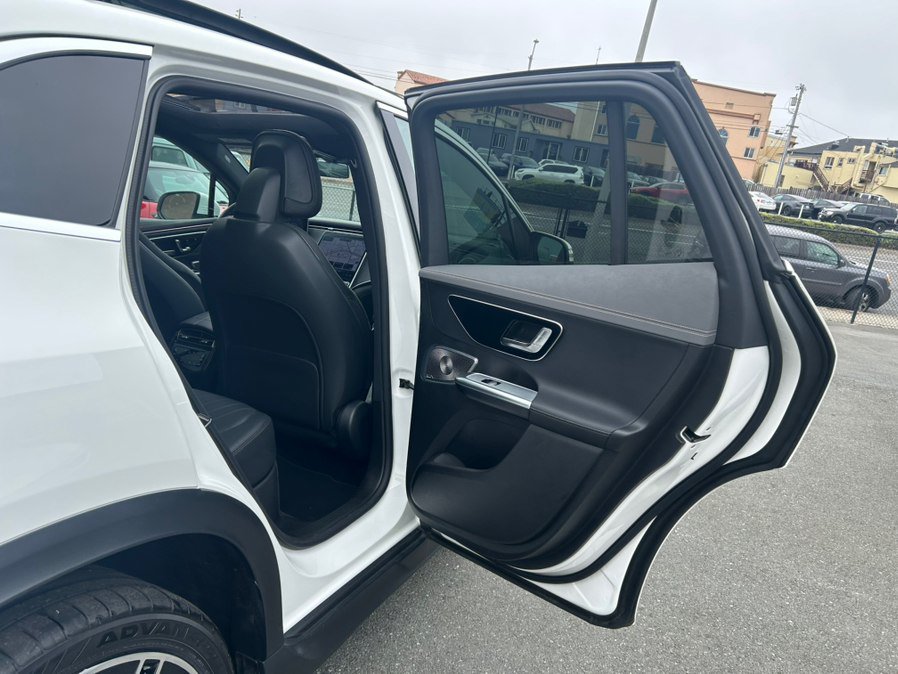 Used 2023 Mercedes-Benz EQE 350+ SUV image 39