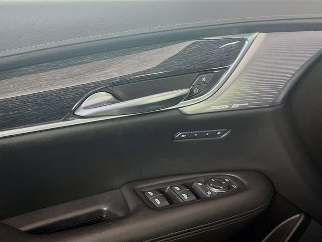 Used 2023 Cadillac XT5 Premium Luxury FWD image 16