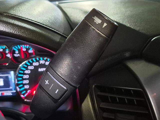 Used 2018 Chevrolet Suburban Premier RWD image 14