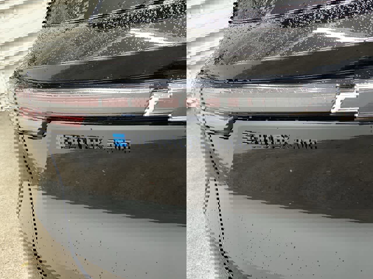 Used 2024 Chevrolet Equinox EV RS image 10