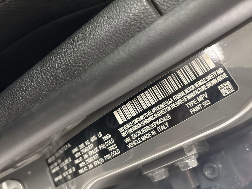 Used 2019 Jeep Renegade Latitude w/ Cold Weather Group image 14