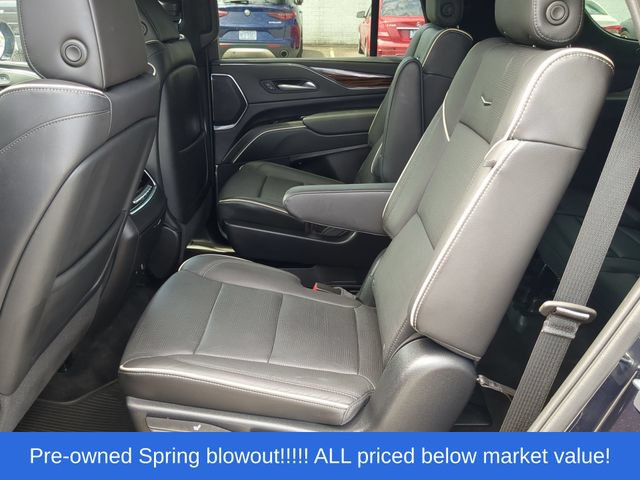 Used 2023 Cadillac Escalade Premium Luxury w/ Performance Package AWD/4WD image 38