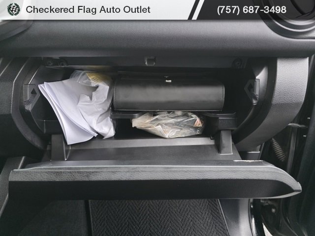 Used 2016 Toyota Tacoma TRD Sport image 43