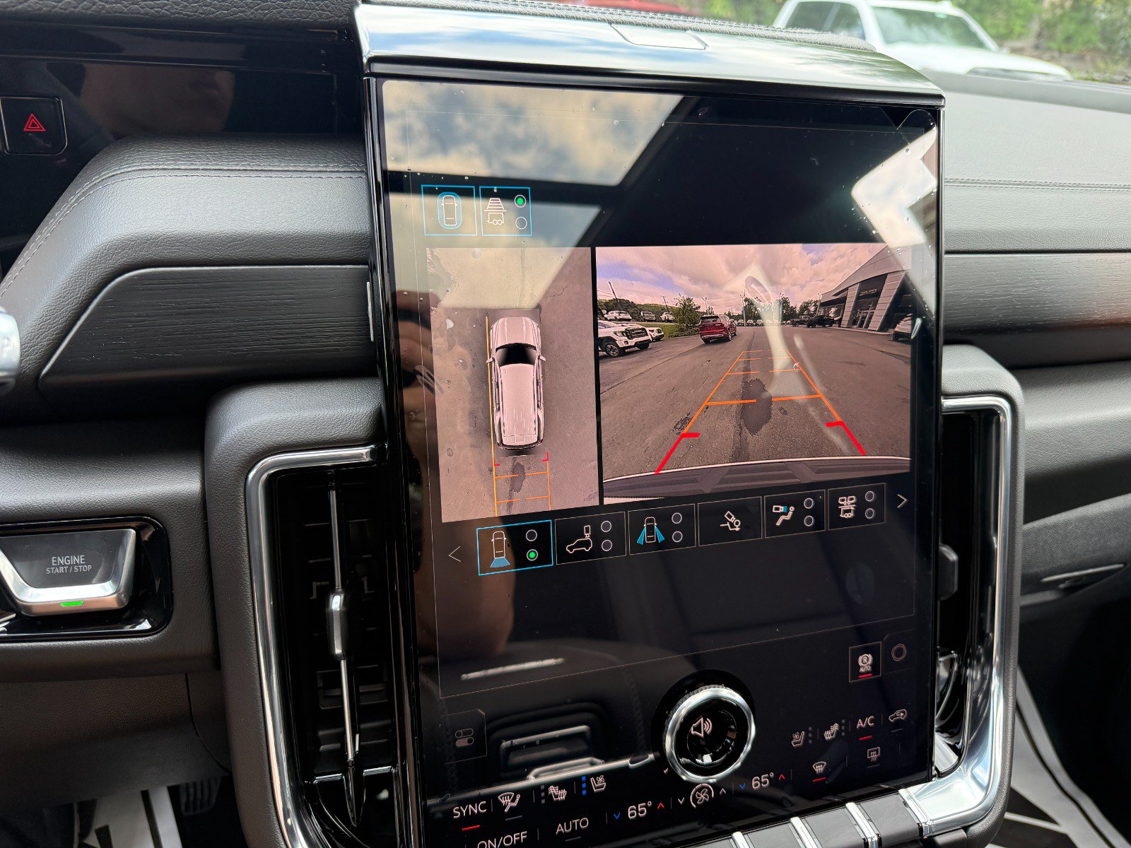 New 2026 GMC Yukon Denali w/ Denali Reserve Package AWD/4WD image 40