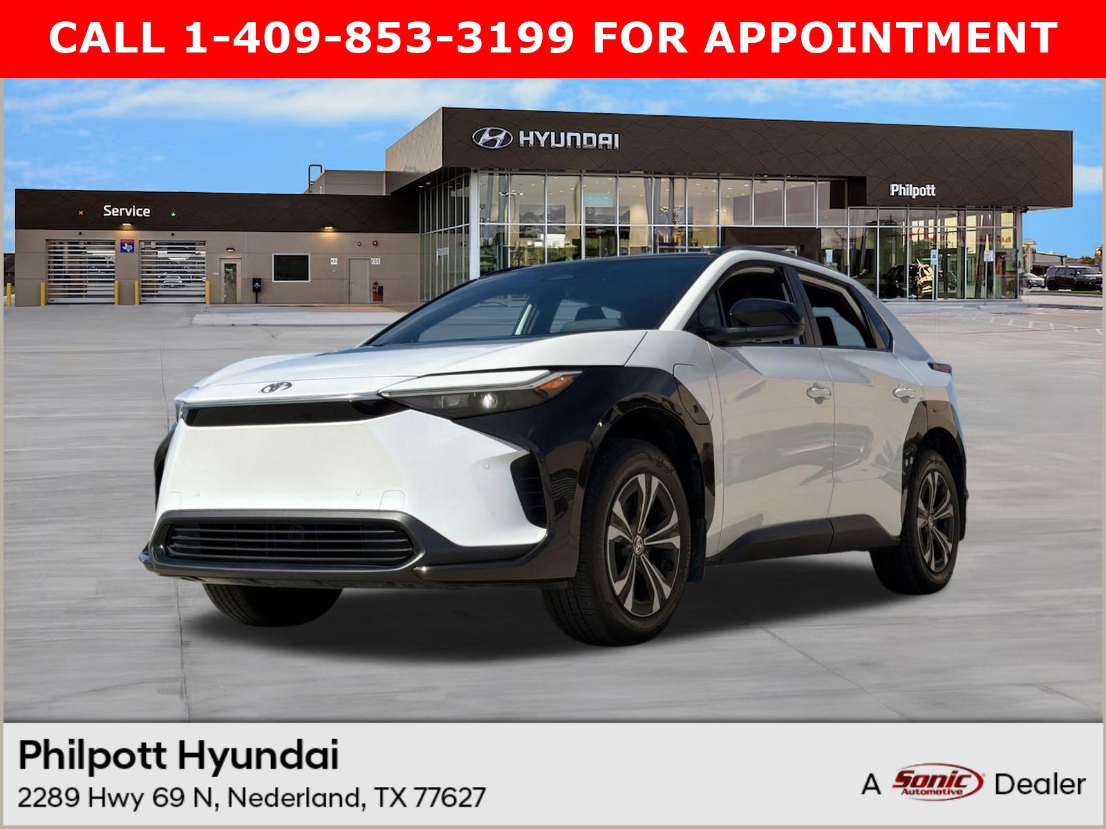 Used 2024 Toyota bZ4X XLE w/ Weather Package image 1