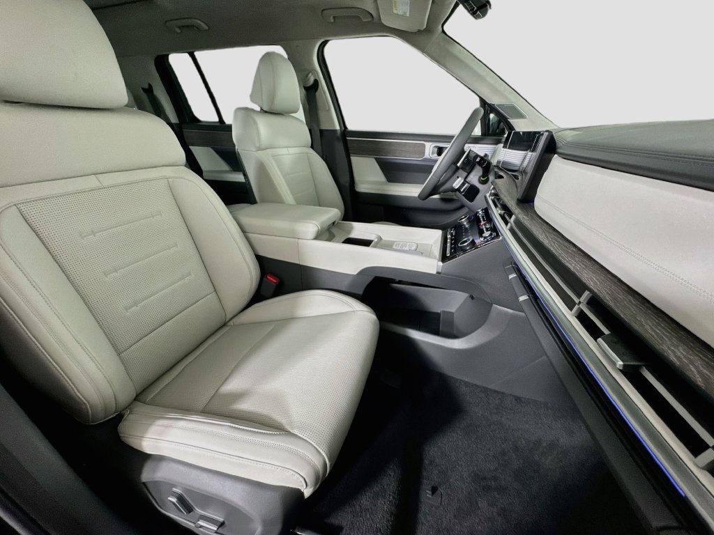 New 2026 Hyundai Santa Fe Calligraphy AWD/4WD image 30