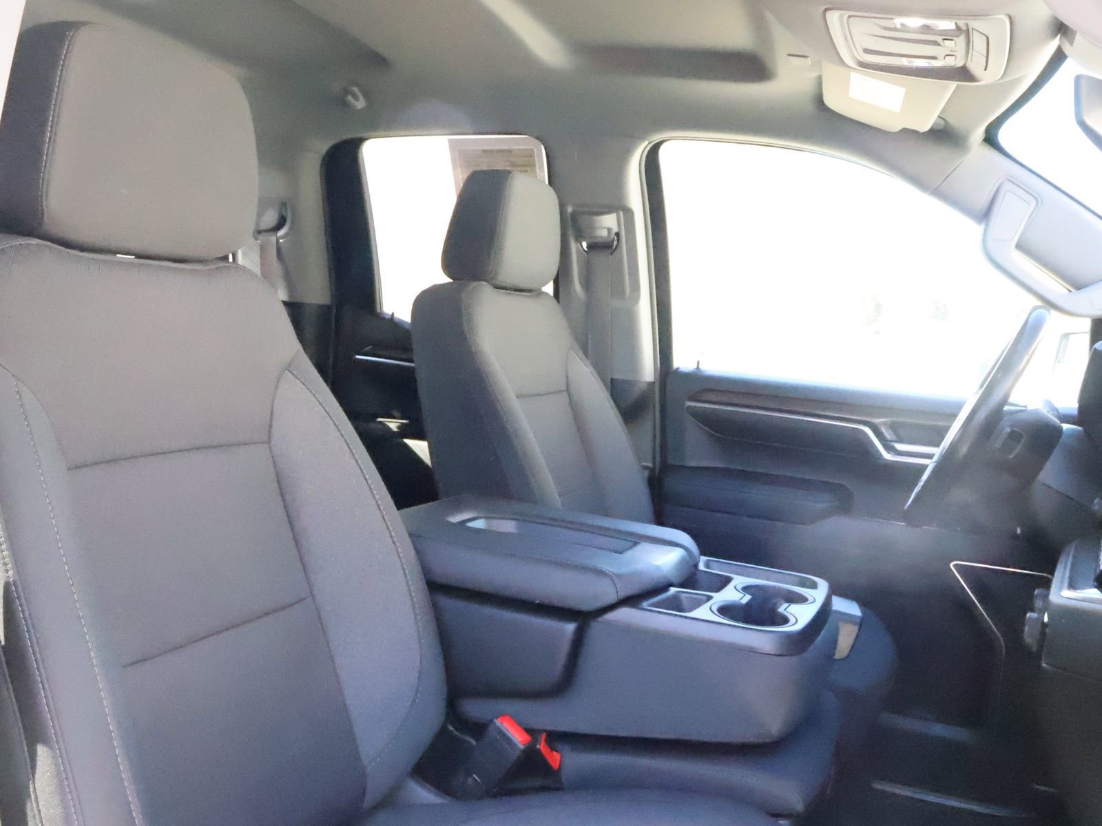 Used 2023 Chevrolet Silverado 1500 LT AWD/4WD image 53