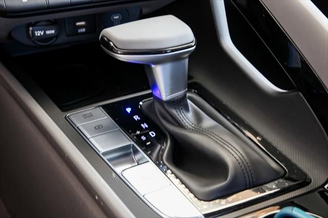 Used 2024 Hyundai Elantra SEL w/ Convenience Package image 19