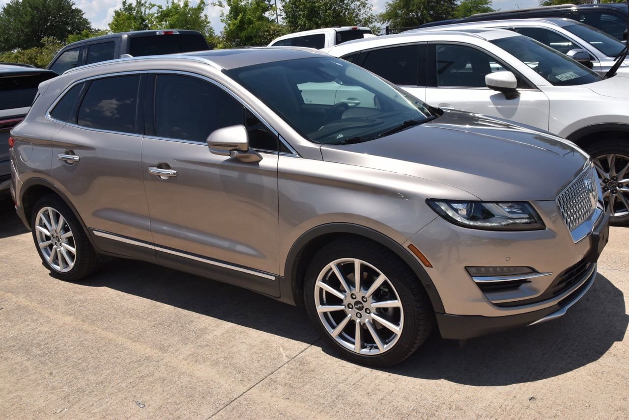 Used 2019 Lincoln MKC Reserve w/ MKC Technology Package FWD image 4