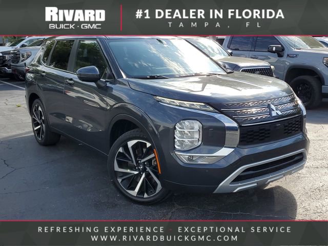 Used 2024 Mitsubishi Outlander SE AWD/4WD image 1