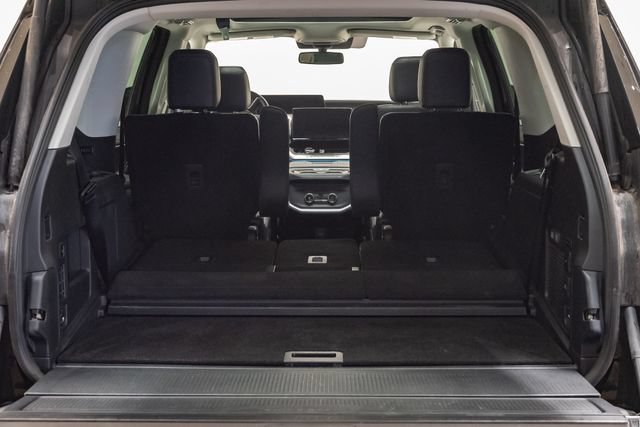 Used 2025 Ford Expedition Platinum AWD/4WD image 41