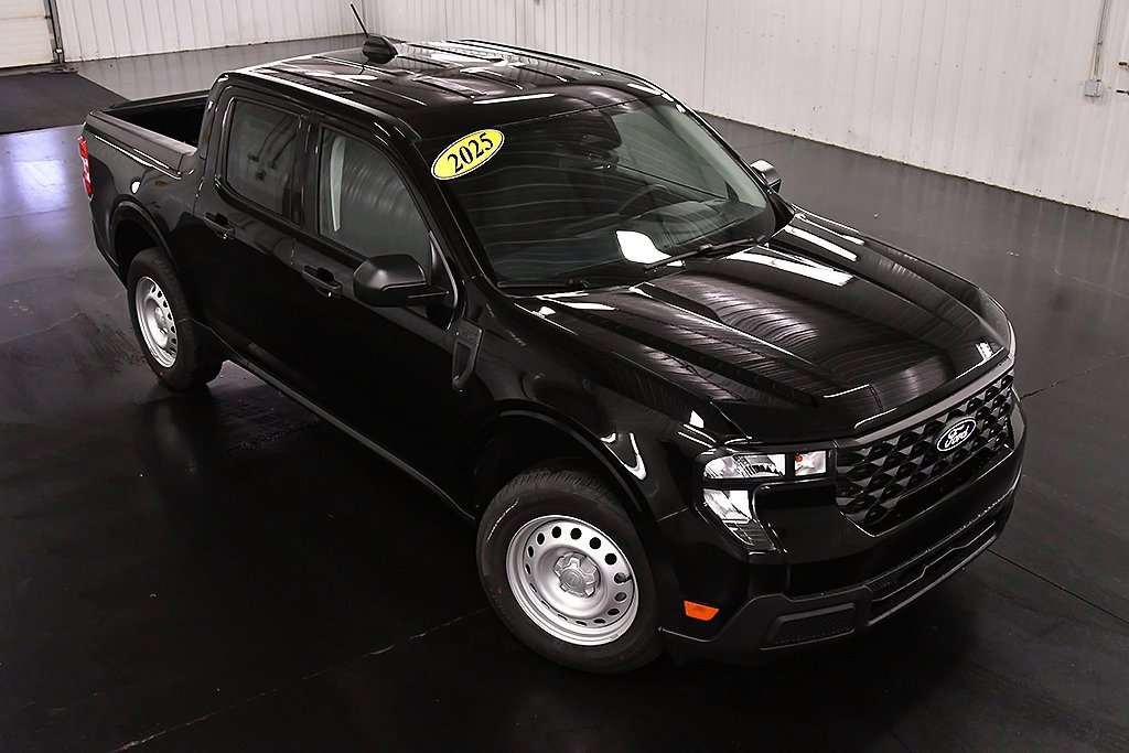 New 2025 Ford Maverick XL w/ Equipment Group 101A image 13