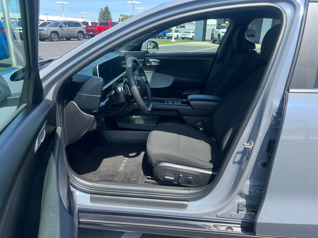 Used 2024 Hyundai Ioniq 6 SE RWD image 20