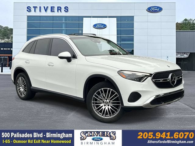 Used 2024 Mercedes-Benz GLC 300 image 1