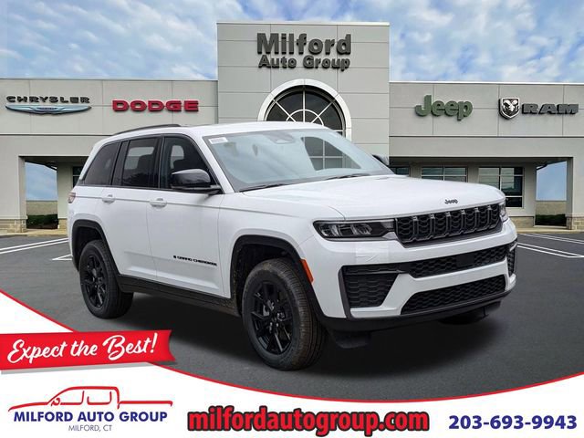 New 2026 Jeep Grand Cherokee Laredo