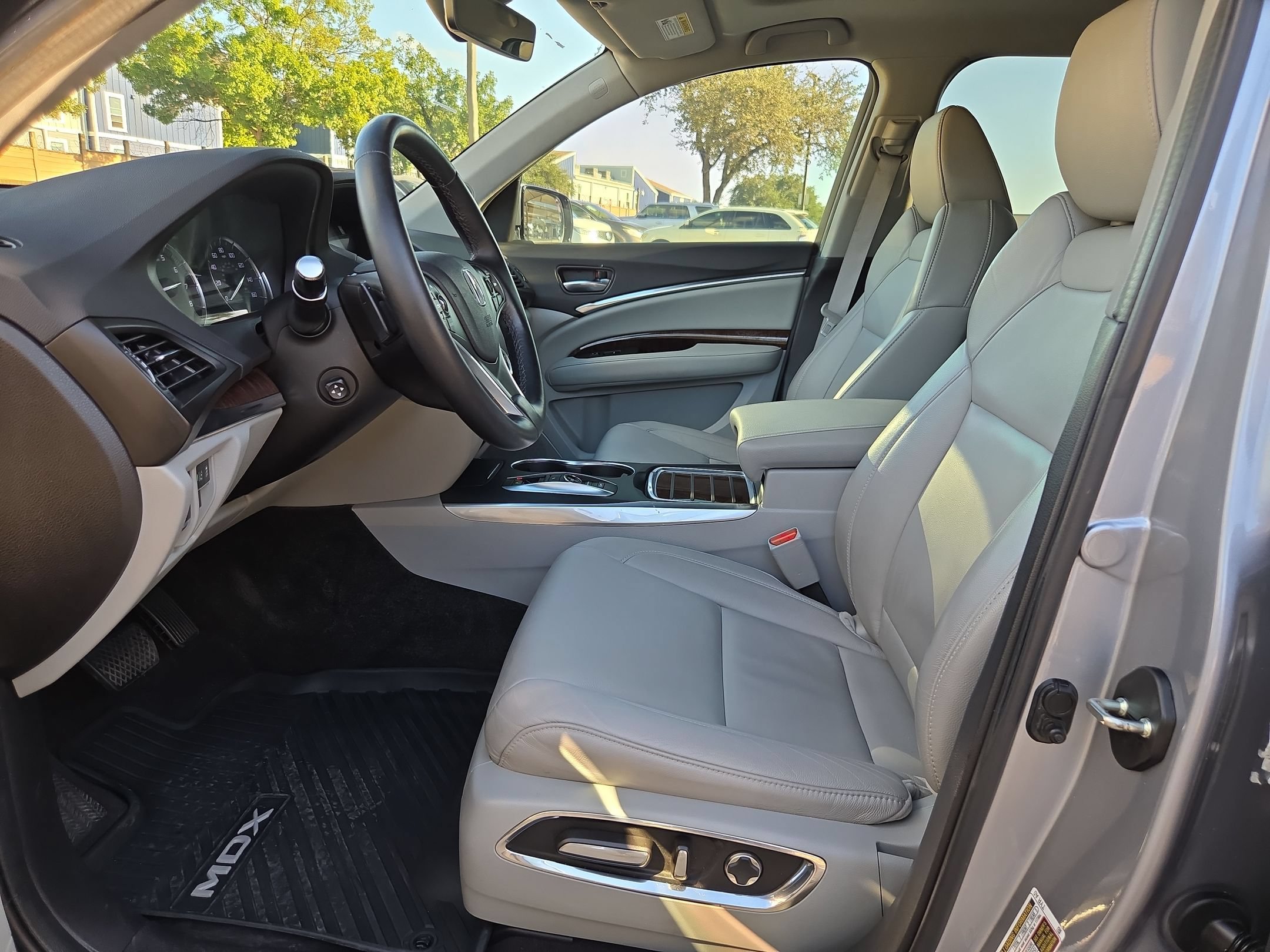 Used 2019 Acura MDX FWD image 9