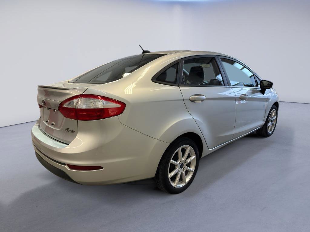 Used 2019 Ford Fiesta SE w/ Equipment Group 201A image 7