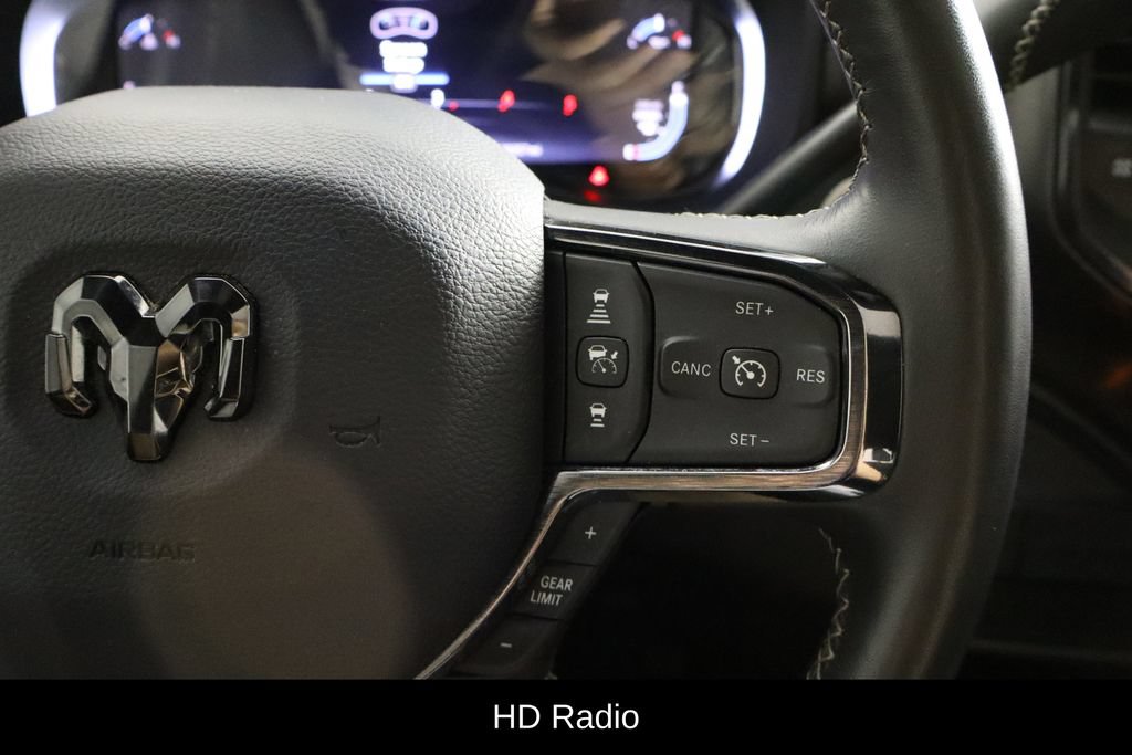 Used 2024 RAM 3500 Limited AWD/4WD image 10