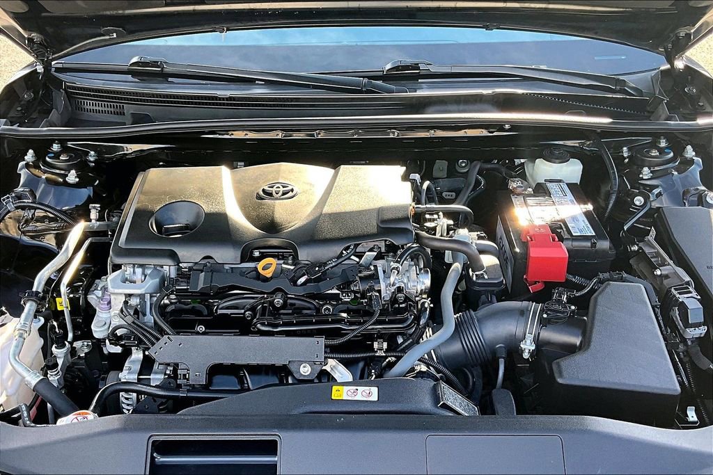Used 2022 Toyota Camry XSE FWD image 29