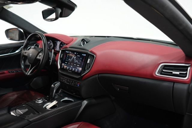 Certified 2022 Maserati Ghibli Trofeo image 17