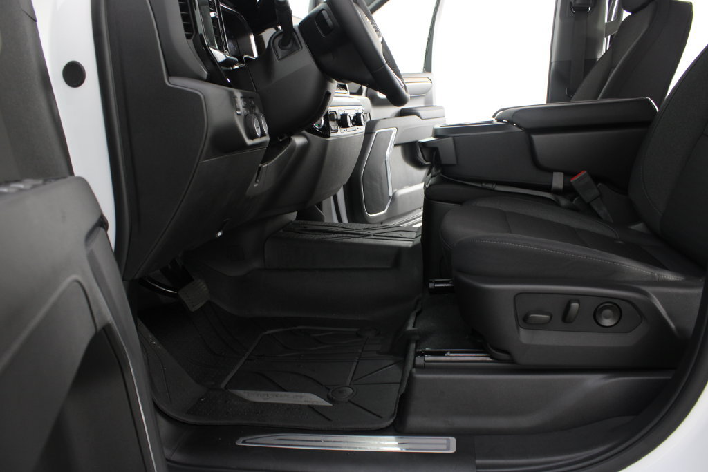 New 2026 Chevrolet Silverado 1500 LT w/ Protection Package AWD/4WD image 15
