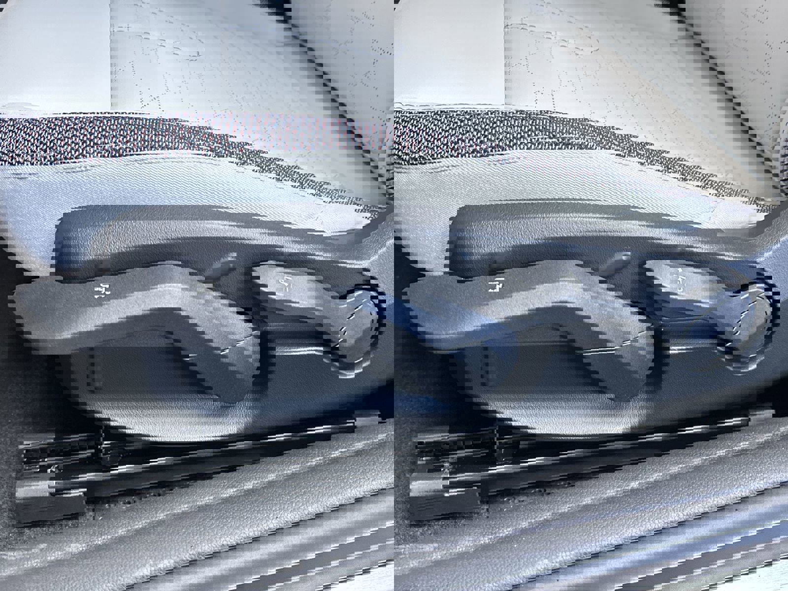 New 2026 MINI Cooper S image 15