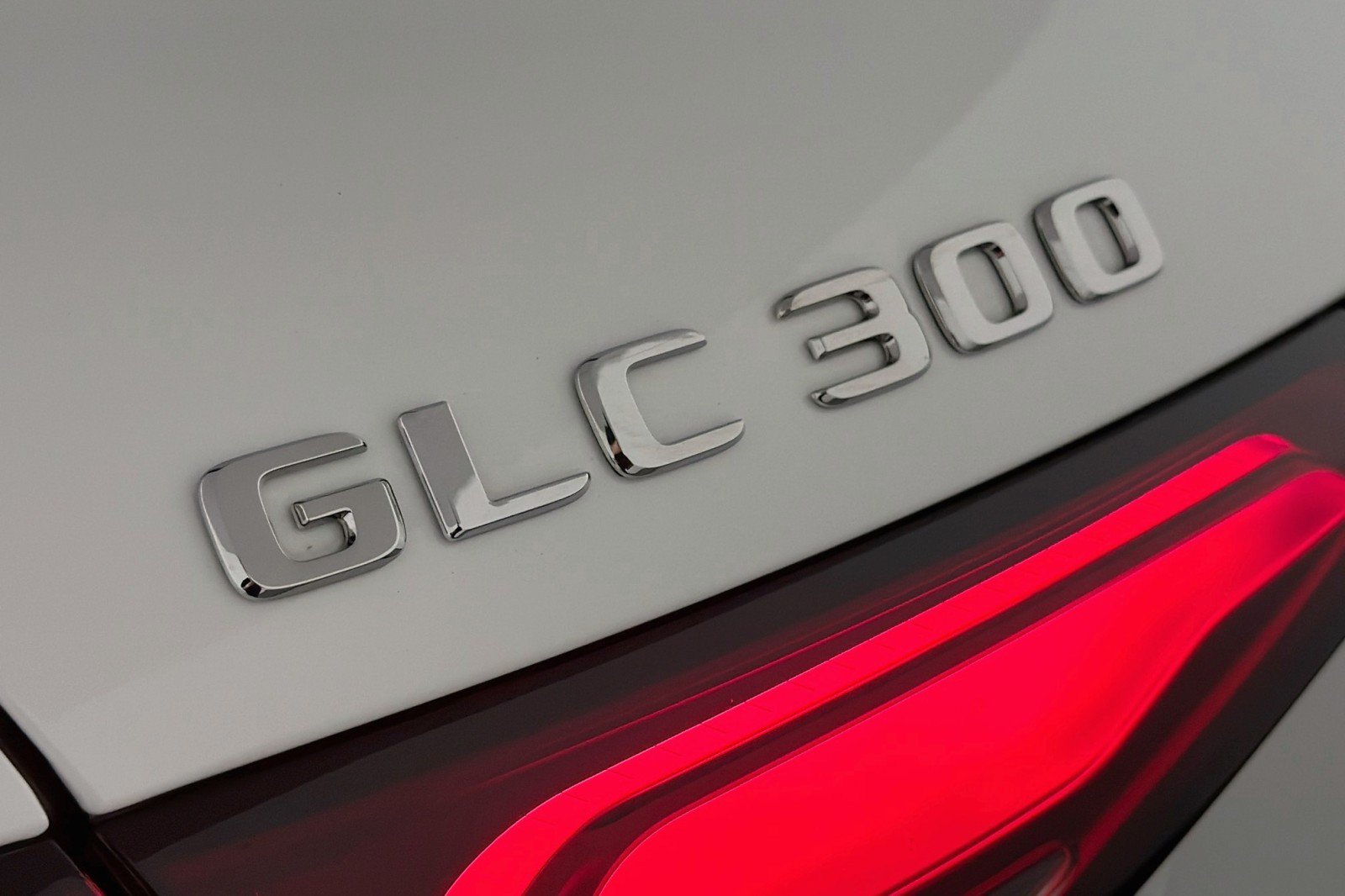 Certified 2026 Mercedes-Benz GLC 300 image 10