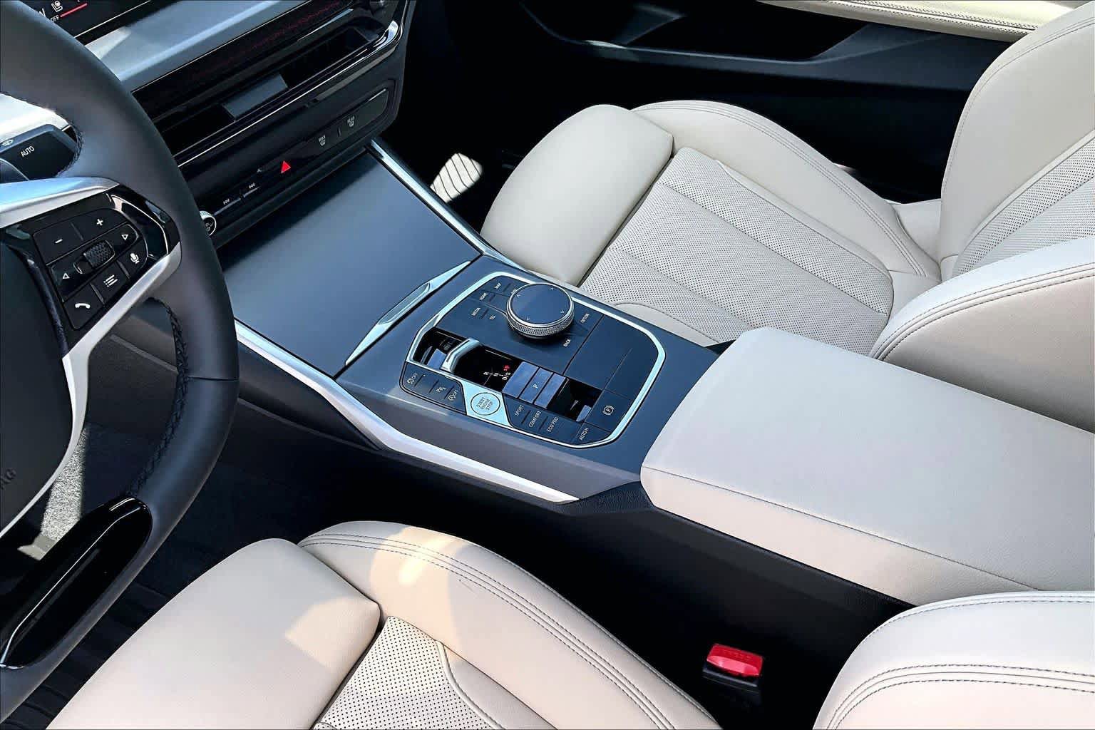 Used 2026 BMW 230i Coupe w/ Premium Package RWD image 15