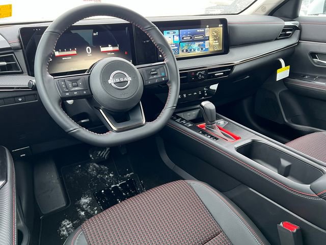 New 2025 Nissan Kicks SR image 32