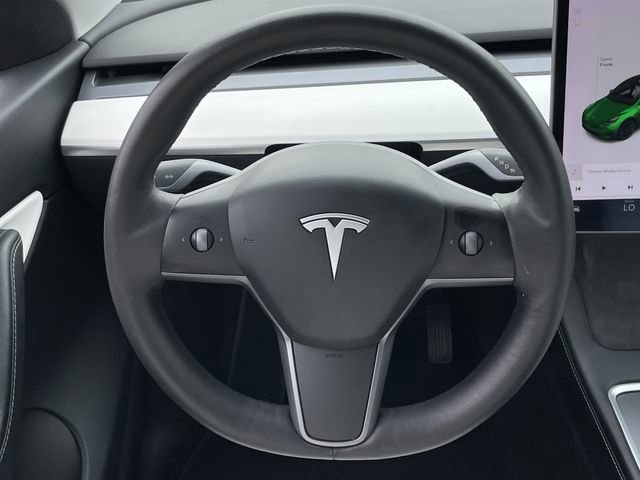 Used 2021 Tesla Model Y Long Range AWD/4WD image 12