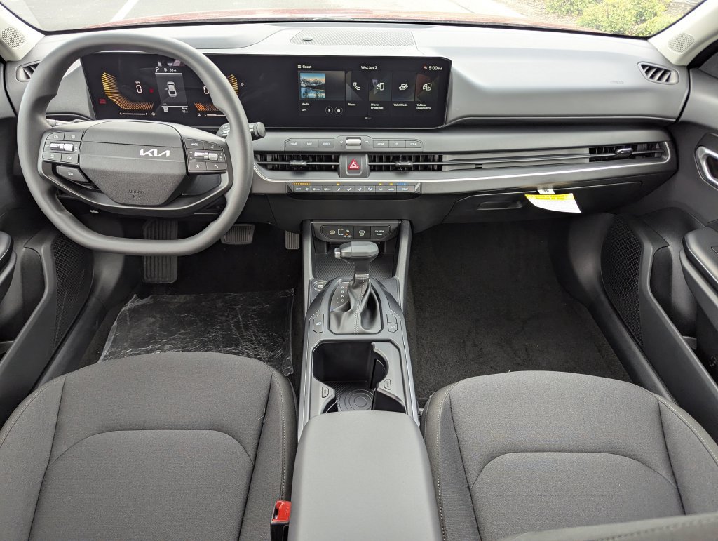 New 2026 Kia K4 FWD image 13